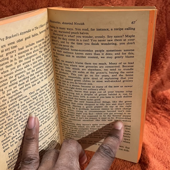 Peg Bracken’s Appendix to the I hate to cook book - Picture 9 of 11